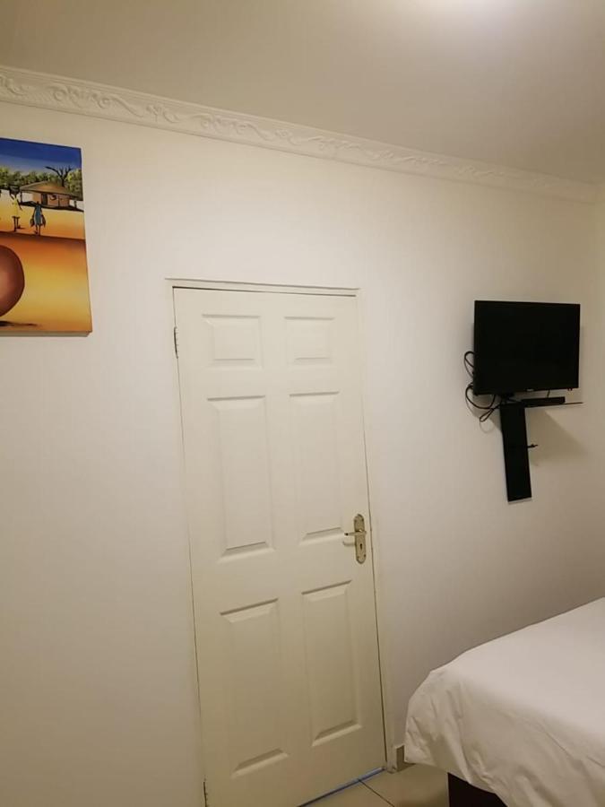 Pinto City Motel เคมป์ตัน พาร์ค ภายนอก รูปภาพ